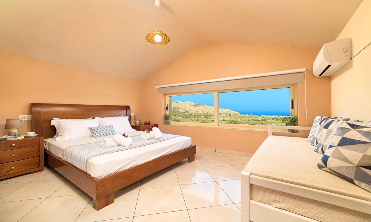 Aqua Blue Villas With Heated Pool Mathes Exterior photo