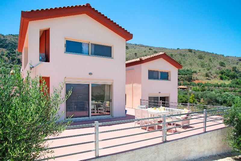 Aqua Blue Villas With Heated Pool Mathes Exterior photo